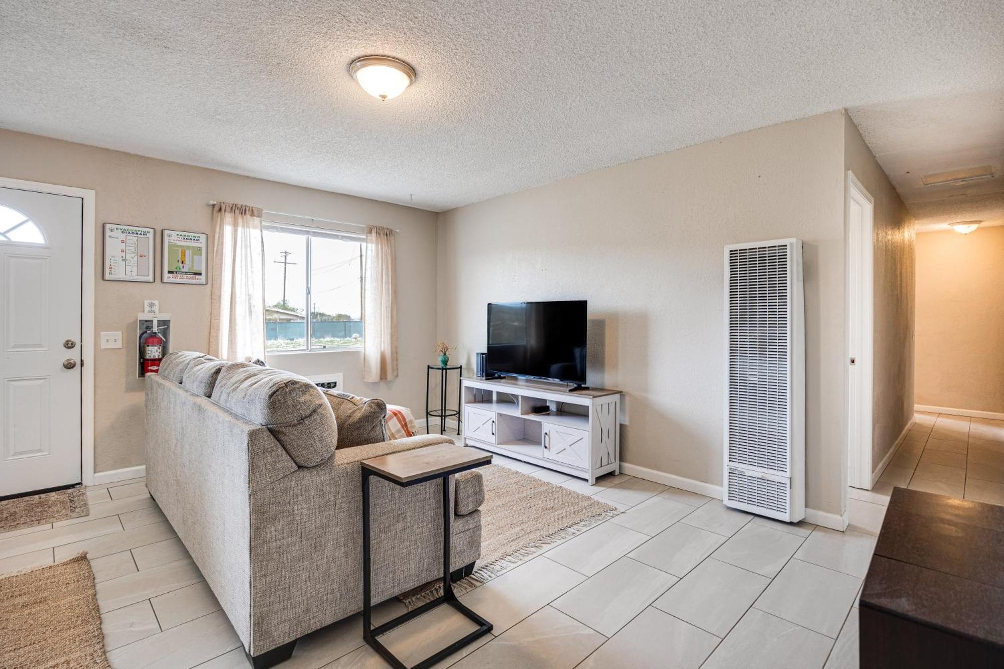 Convenient Joshua Tree Apartment - Walk To Town! Екстер'єр фото