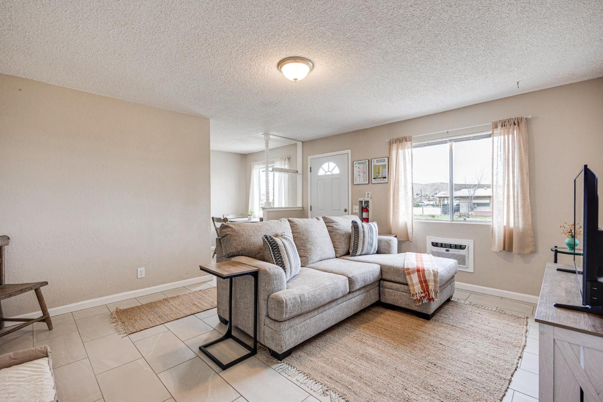 Convenient Joshua Tree Apartment - Walk To Town! Екстер'єр фото